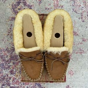 LL Bean wicked good slippers